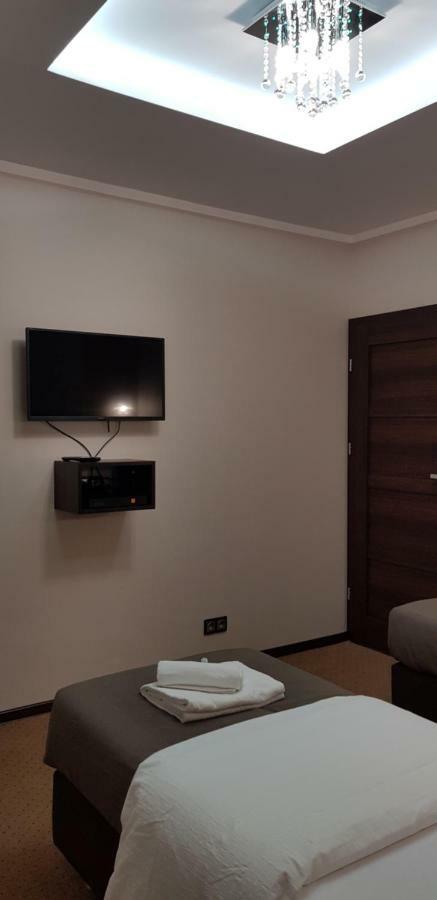 Apartament H&P Gold Appartamento Varsavia Esterno foto